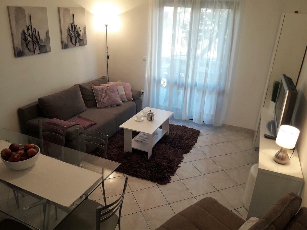 Apartments Ane Sukošan Kültér fotó